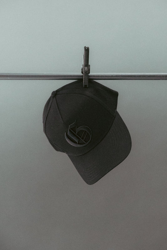 Black "G" Hat